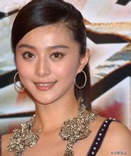 从华妃、樊胜美到宋莹，“中女”蒋欣终于等到生涯又一春